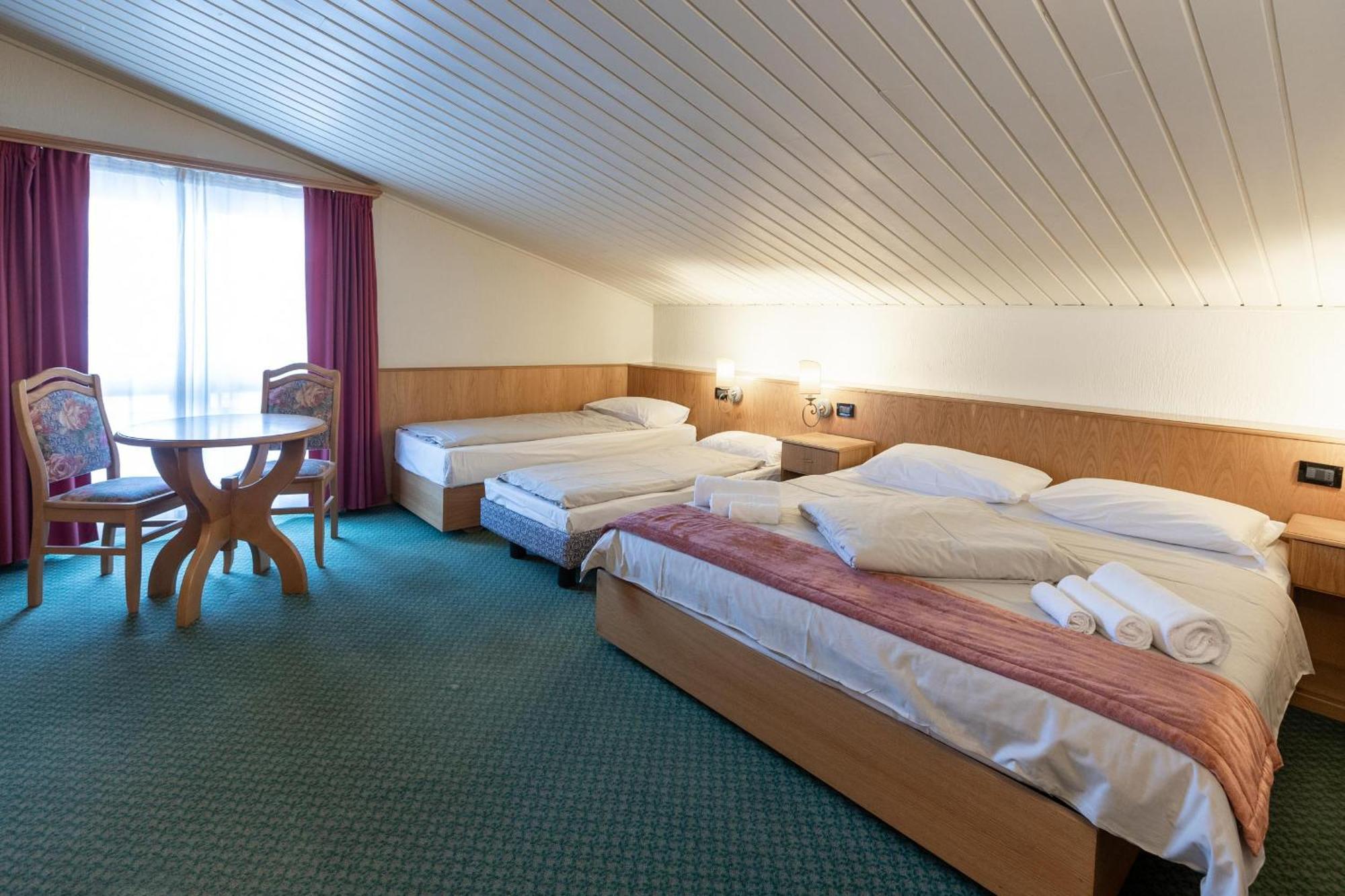 Hotel Intermonti Ливиньо Номер фото